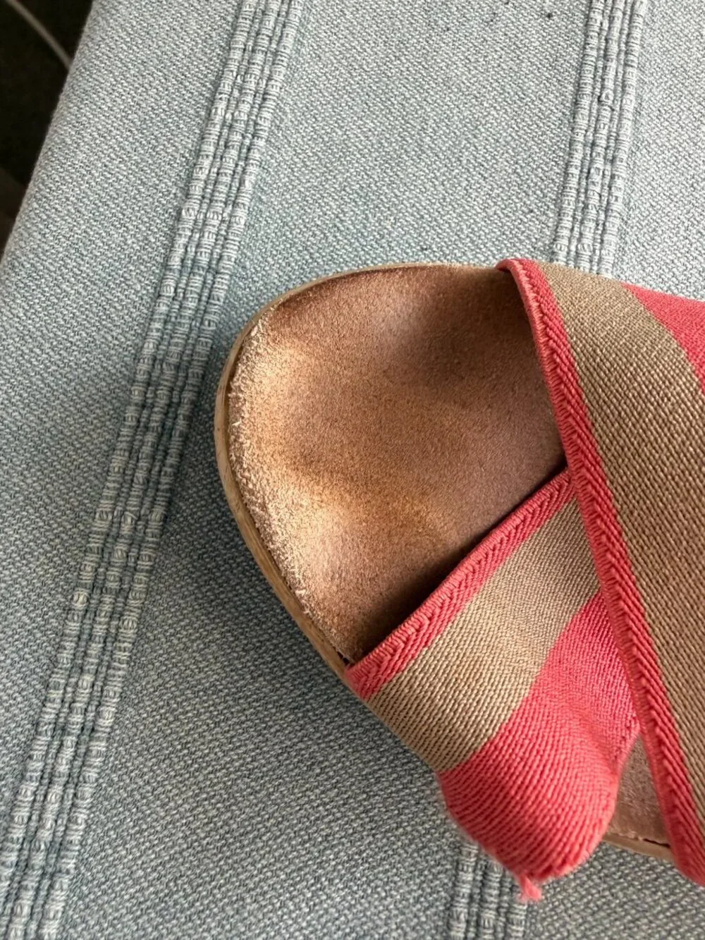 CHARLESTON SHOE CO Pink and beige wedged, strappy sandals